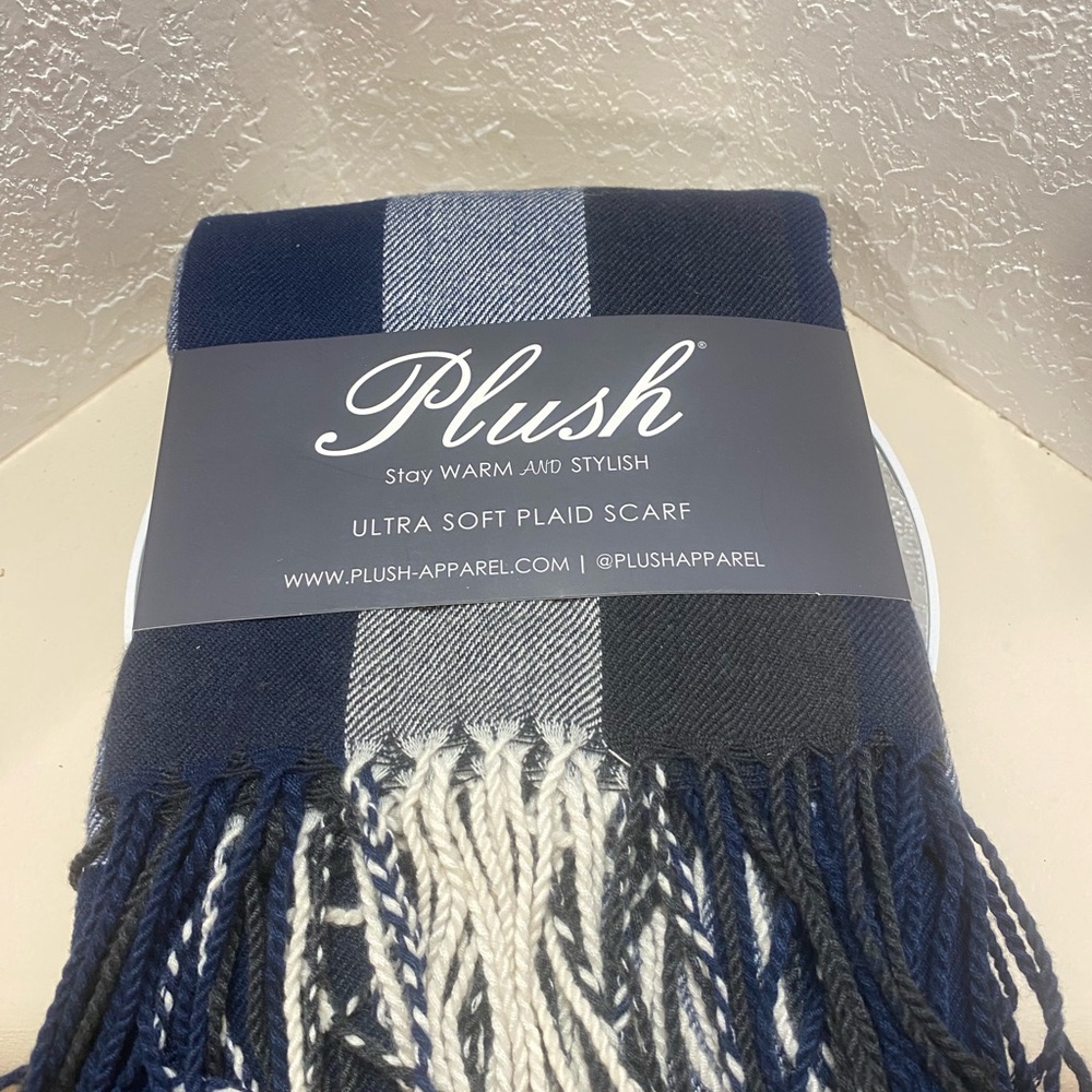 Lush Navy and White Plaid Scarf